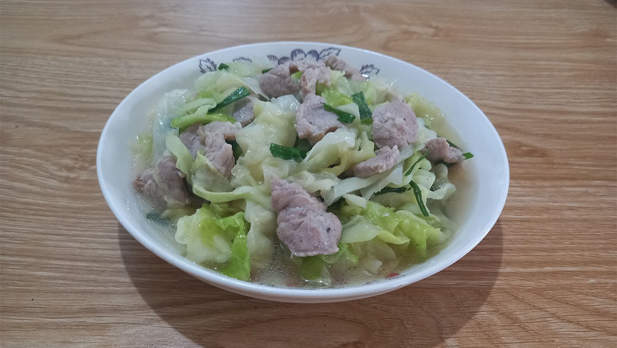 BẮP CẢI TRẮNG XÀO THỊT HEO
