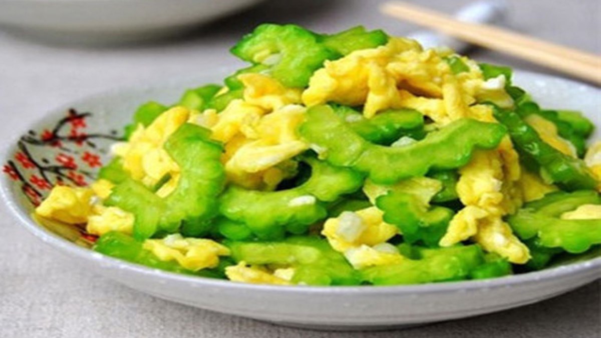KHỔ QUA XÀO TRỨNG