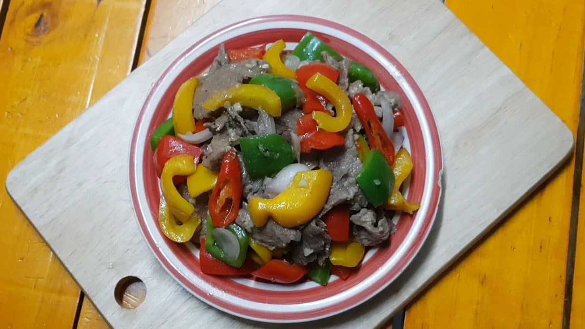 ỚT CHUÔNG XÀO THỊT BÒ
