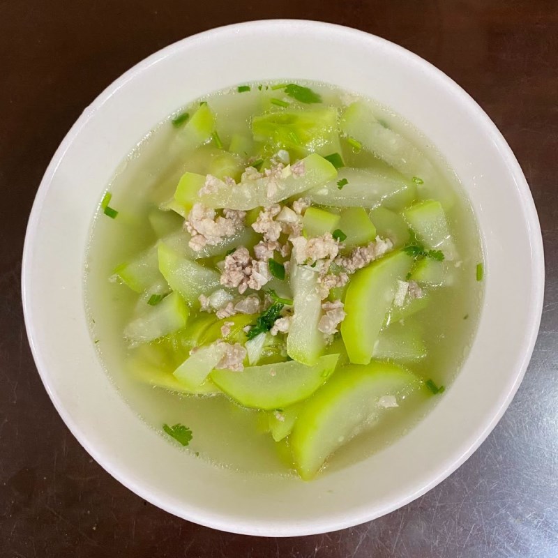 BẦU NẤU CANH THỊT BĂM