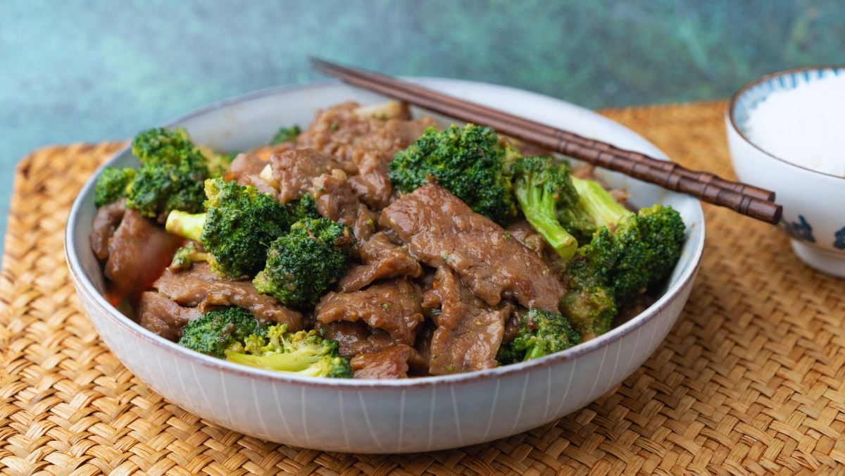 BÔNG CẢI XANH XÀO THỊT BÒ