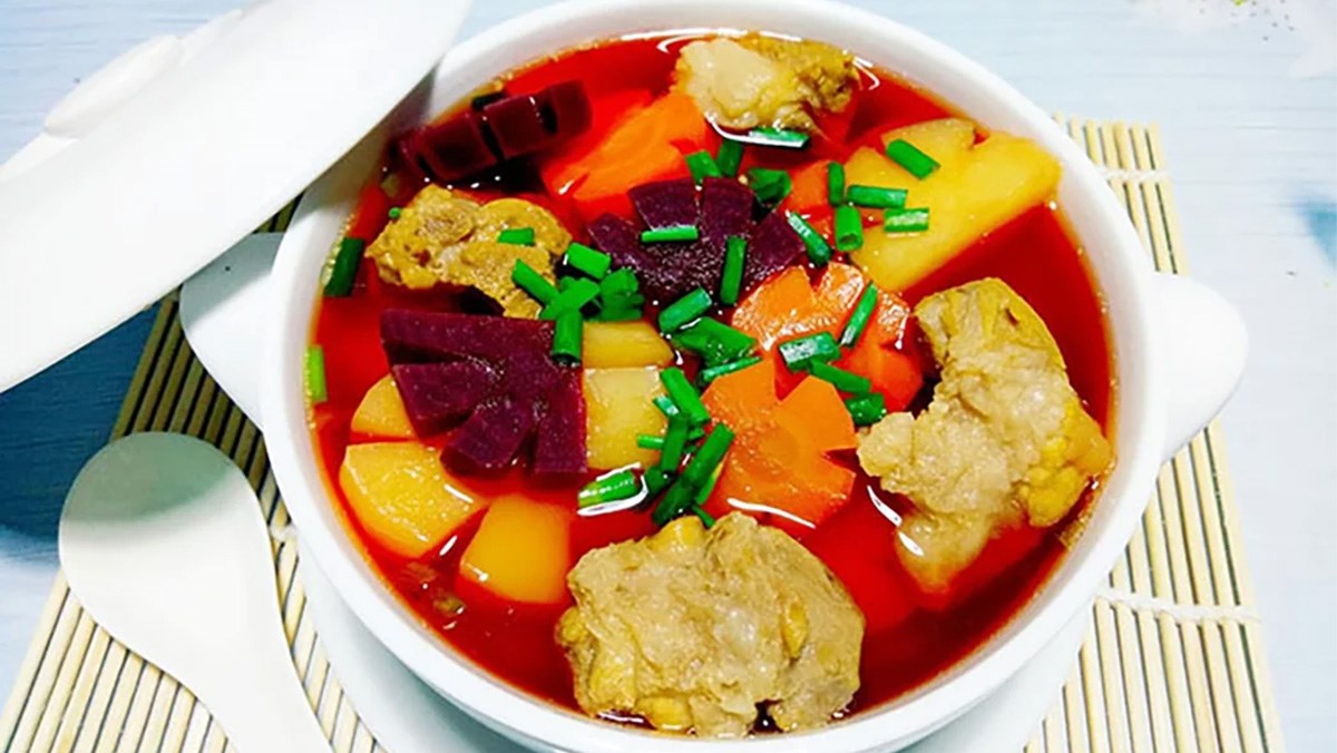 CỦ DỀN, CÀ RỐT HẦM XƯƠNG