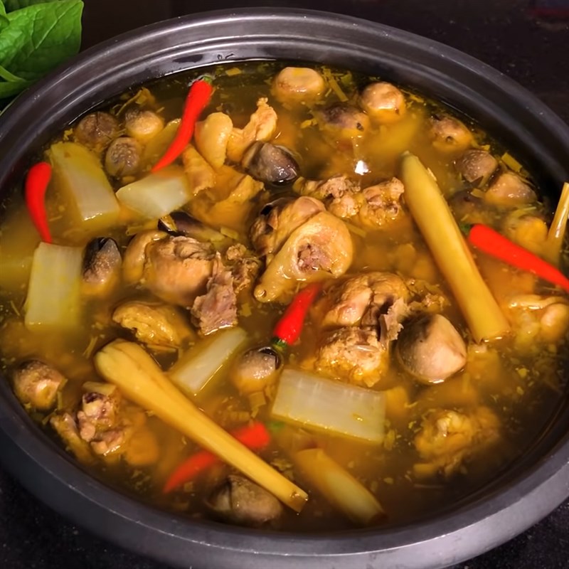 GÀ HẦM CỦ CẢI NẤM RƠM