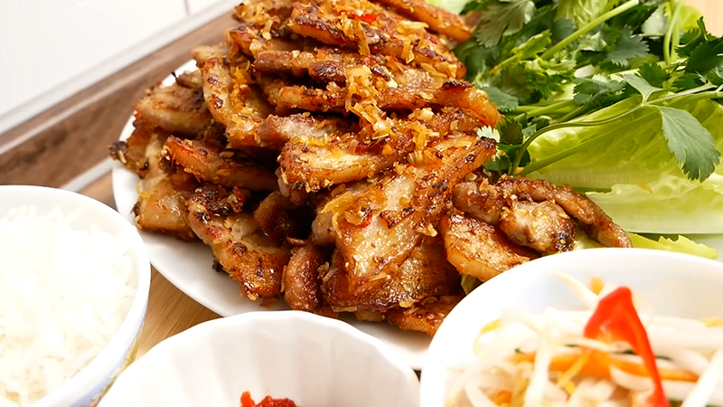 BA RỌI CHIÊN SẢ ỚT