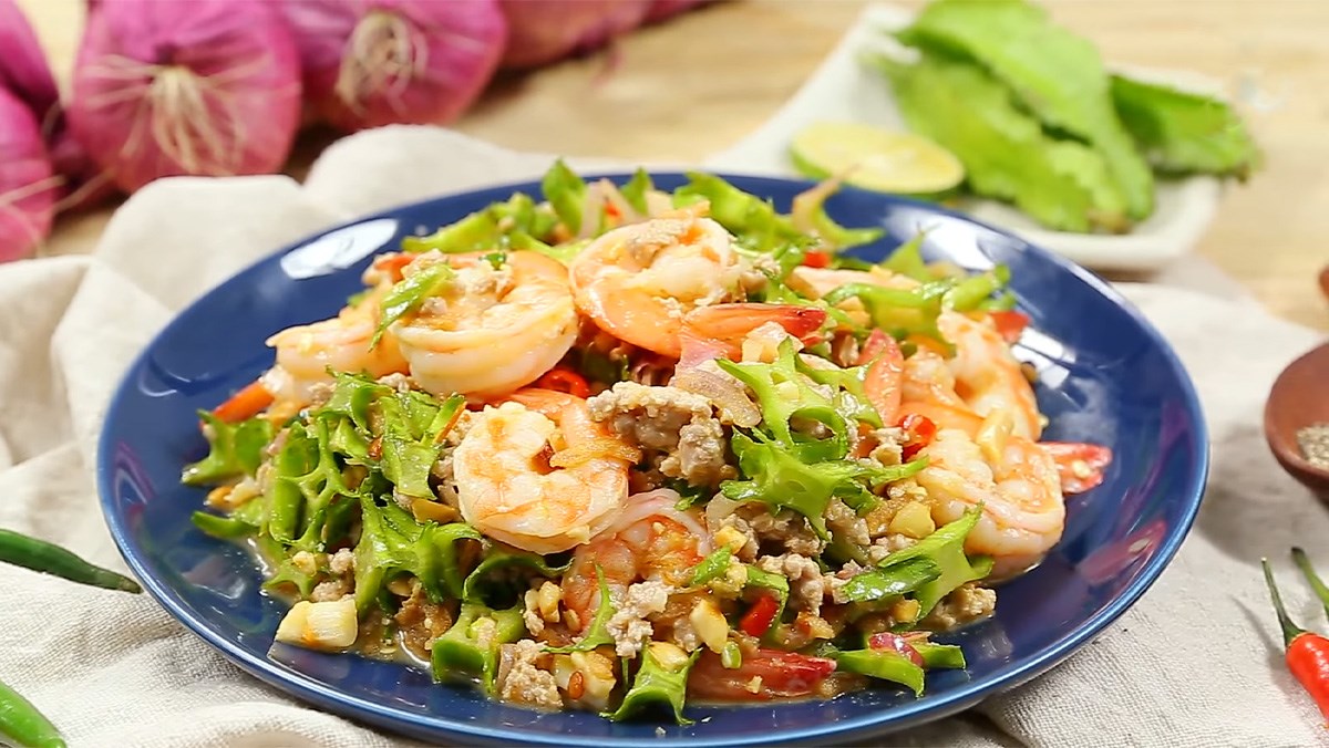 GỎI ĐẬU RỒNG TÔM THỊT