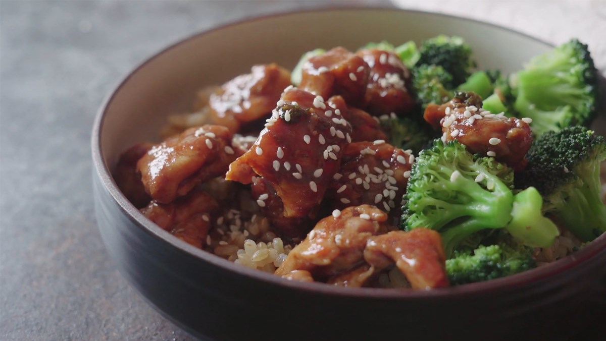 BÔNG CẢI XÀO THỊT GÀ